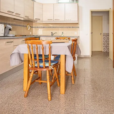 Apartment Saradel - Oldtown - By Bedzy Albufeira